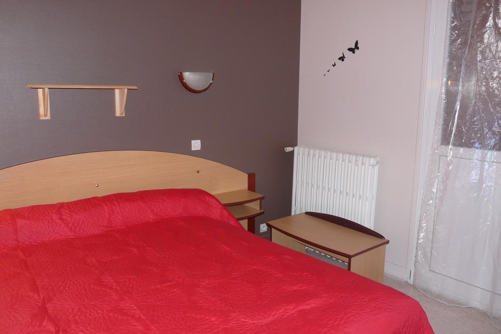 Les Chambres De La Gare Noyers-sur-Cher Zimmer foto